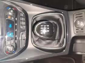 Ford Kuga (2015) thumbnail 27
