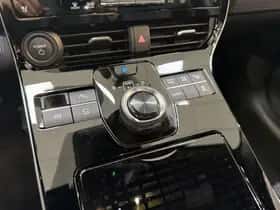 Toyota bZ4X (2022) thumbnail 16