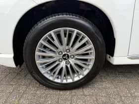 Mitsubishi Outlander (2021) thumbnail 12