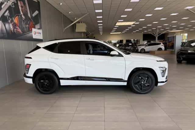 Hyundai Kona (2025) thumbnail 5