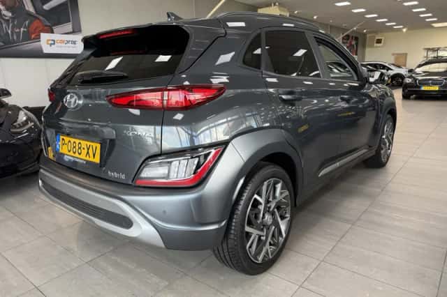 Hyundai Kona (2022) thumbnail 5