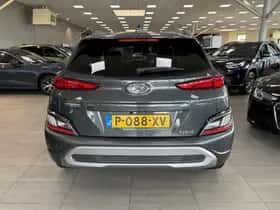Hyundai Kona (2022) thumbnail 6