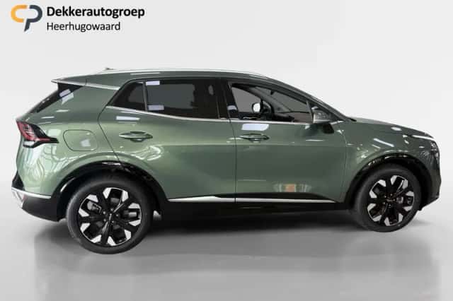 Kia Sportage (2022) thumbnail 2