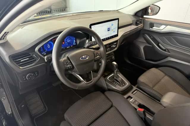 Ford Focus (2023) thumbnail 13