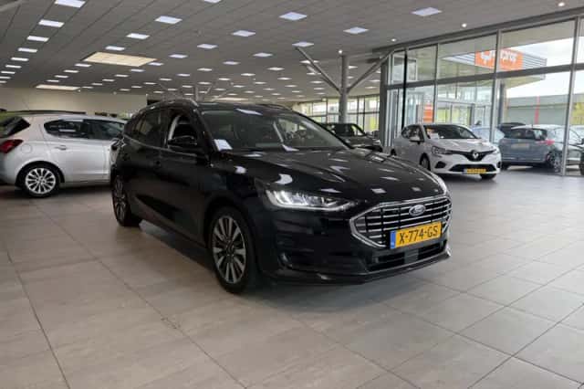 Ford Focus (2023) thumbnail 6