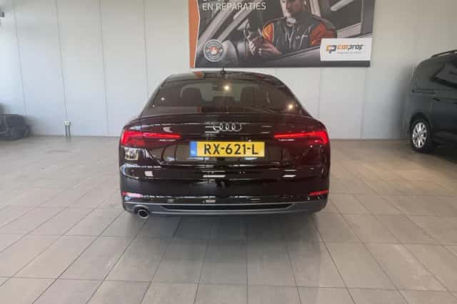 Audi A5 (2018) thumbnail 4