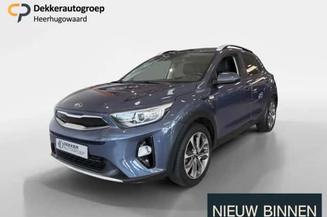Kia Stonic (2020) thumbnail 1