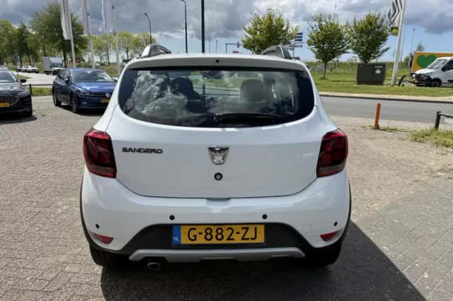 Dacia Sandero (2020) thumbnail 5