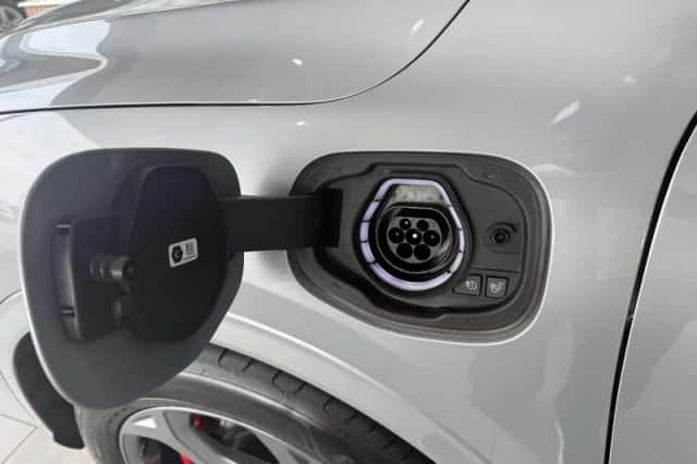 Ford Kuga (2025) thumbnail 11