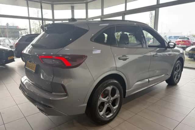 Ford Kuga (2025) thumbnail 4