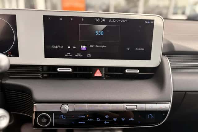 Hyundai Ioniq 5 (2021) thumbnail 25