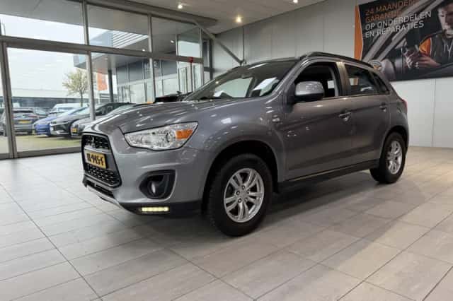 Mitsubishi ASX (2014) thumbnail 2