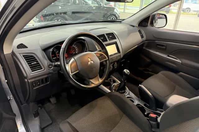 Mitsubishi ASX (2014) thumbnail 11