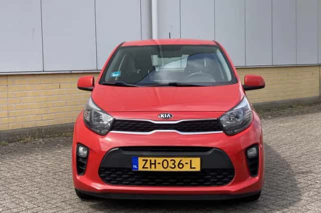 Kia Picanto (2019) thumbnail 2