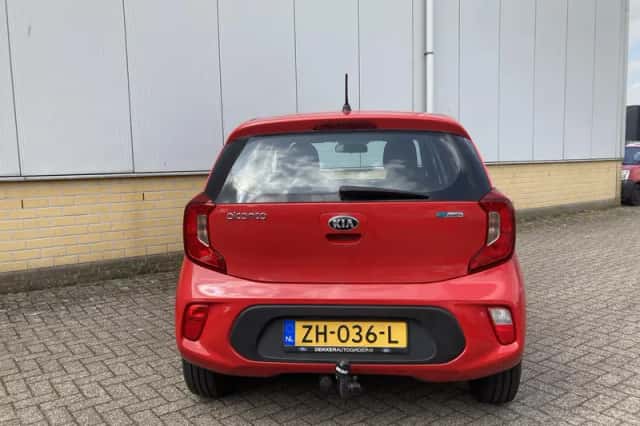 Kia Picanto (2019) thumbnail 5