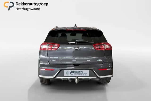 Kia Niro (2017) thumbnail 5