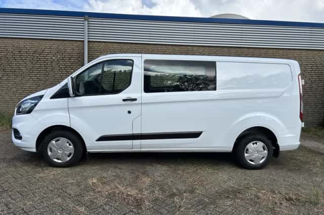 Ford Transit Custom (2023) thumbnail 2