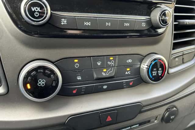 Ford Transit Custom (2023) thumbnail 14