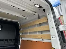 Ford Transit Custom (2023) thumbnail 21