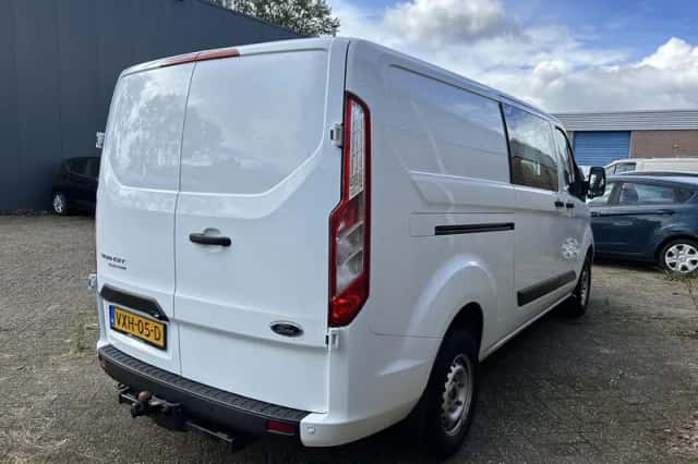 Ford Transit Custom (2023) thumbnail 5