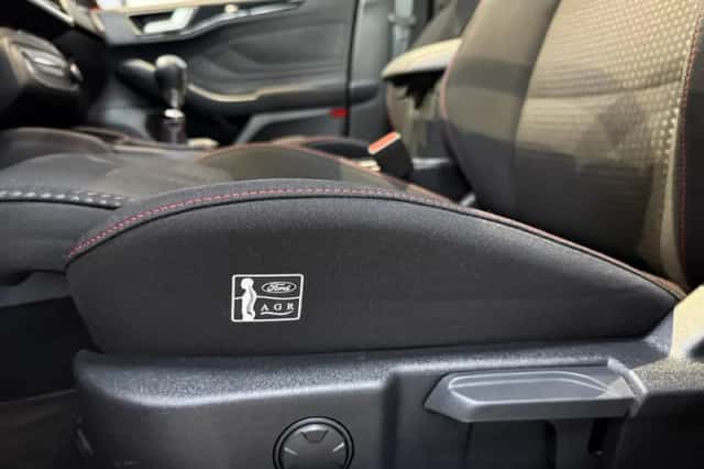 Ford Focus (2024) thumbnail 23