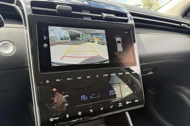 Hyundai Tucson (2022) thumbnail 19