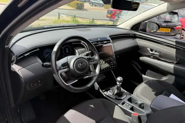 Hyundai Tucson (2022) thumbnail 10
