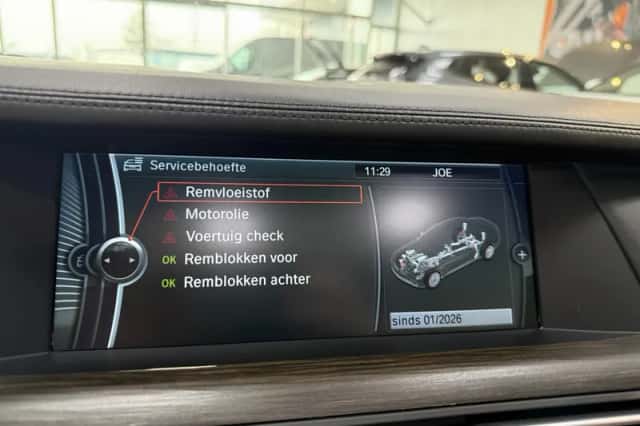 BMW 7-Serie (2009) thumbnail 24