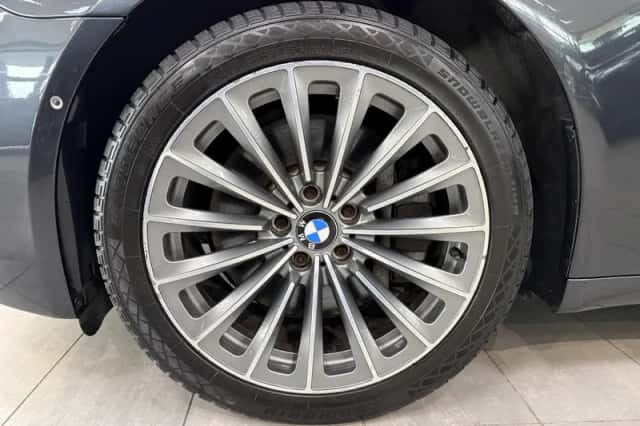 BMW 7-Serie (2009) thumbnail 9