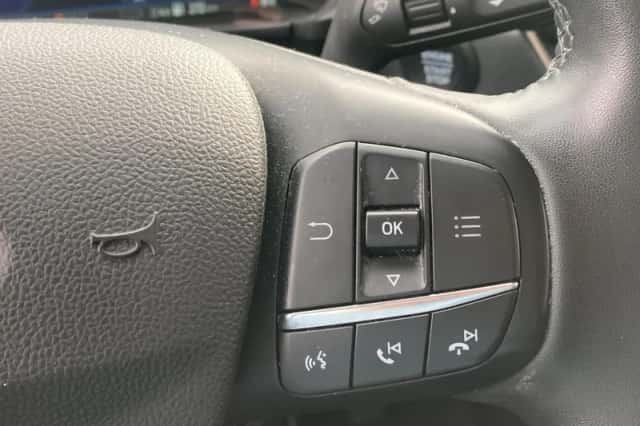 Ford Kuga (2022) thumbnail 13