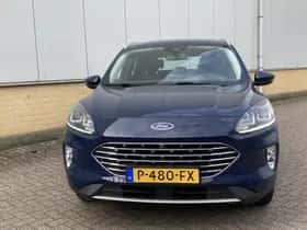 Ford Kuga (2022) thumbnail 3