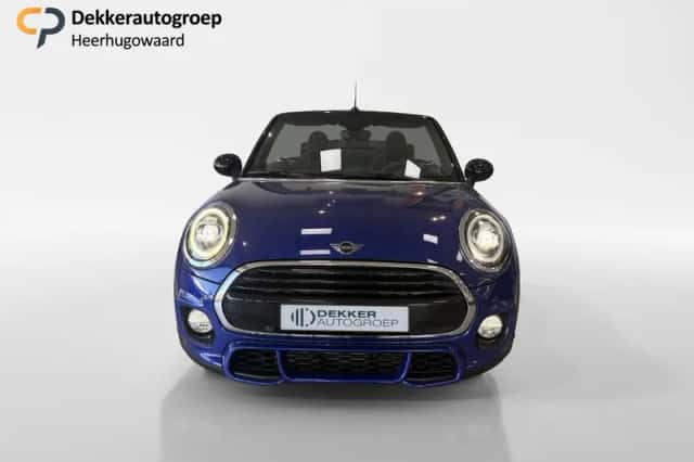 MINI Cooper (2019) thumbnail 4