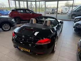 BMW Z4 (2011) thumbnail 18
