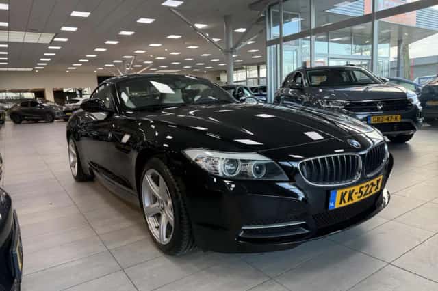 BMW Z4 (2011) thumbnail 5