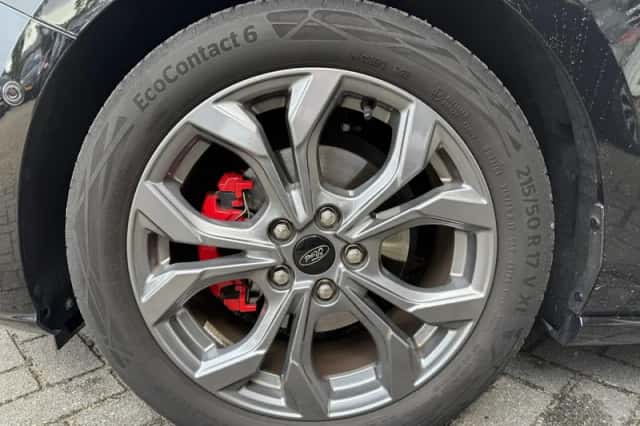 Ford Focus (2023) thumbnail 6