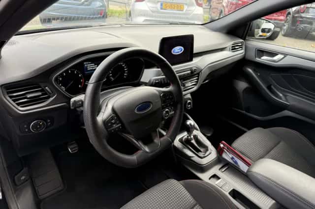 Ford Focus (2023) thumbnail 9