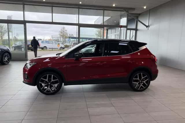 SEAT Arona (2020) thumbnail 3