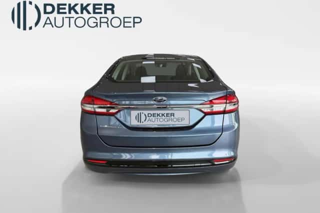 Ford Mondeo (2019) thumbnail 3