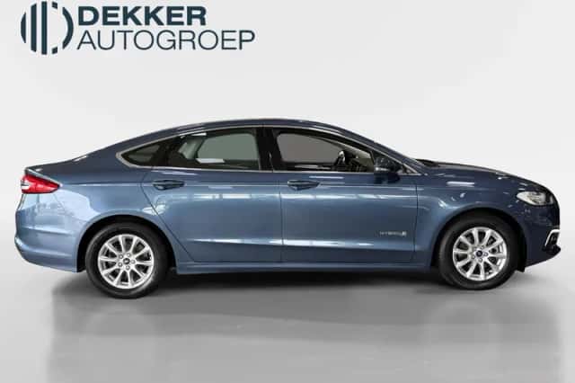 Ford Mondeo (2019) thumbnail 4