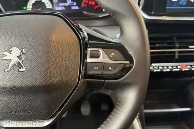 Peugeot 208 (2022) thumbnail 13