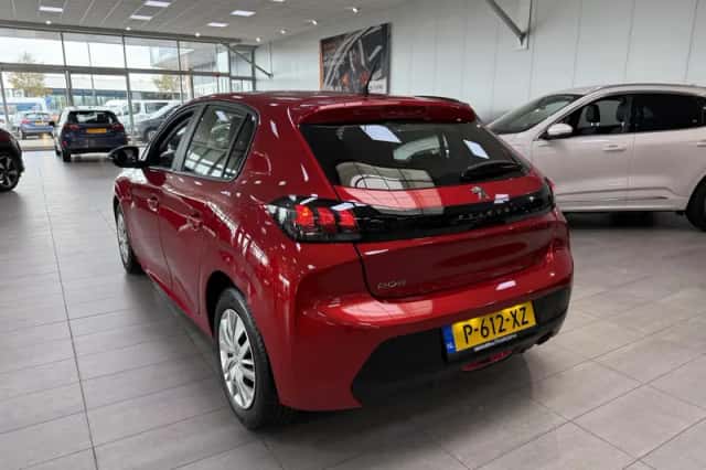 Peugeot 208 (2022) thumbnail 4