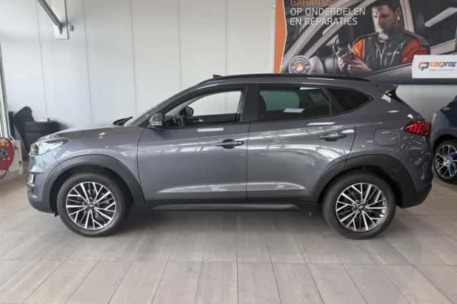 Hyundai Tucson (2018) thumbnail 3