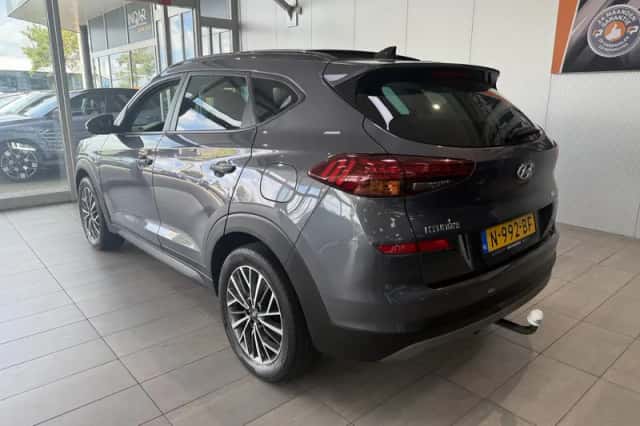 Hyundai Tucson (2018) thumbnail 4
