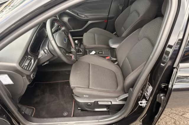 Ford Focus (2024) thumbnail 11