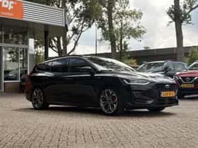 Ford Focus (2024) thumbnail 3