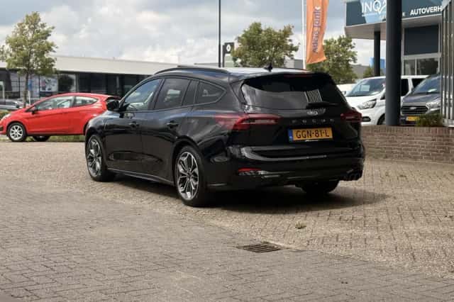 Ford Focus (2024) thumbnail 5