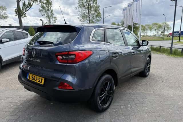 Renault Kadjar (2017) thumbnail 4