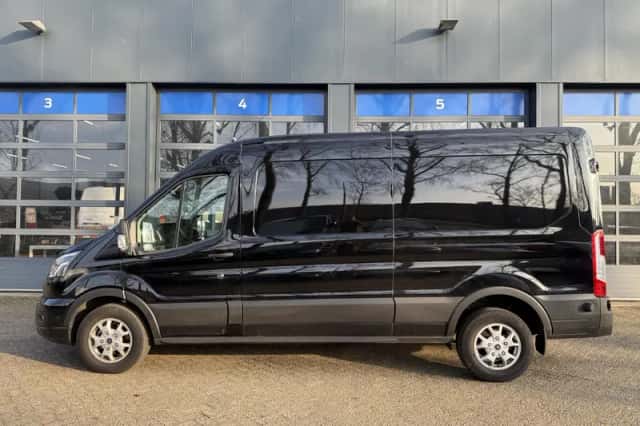Ford Transit (2024) thumbnail 2