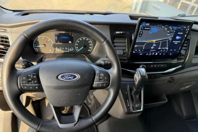 Ford Transit (2024) thumbnail 12