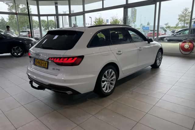 Audi A4 (2020) thumbnail 4